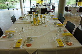 Gedeckter Tisch im Kienzle-Treff